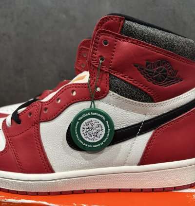 Nike Air Jordan 1 Lost And Found Chicago - 10