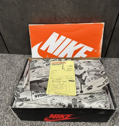 Nike Air Jordan 1 Lost And Found Chicago - 10