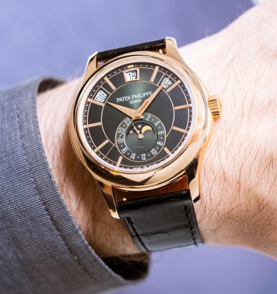 Patek Philippe Annual Calendar Ref 5205r-011 Rose Gold Green Dial Box Papers Bj-2022