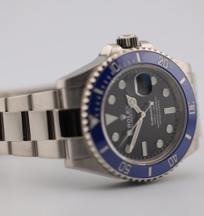 Rolex Submariner Date 2023 Submariner Date White Gold Blueberry 126619lb