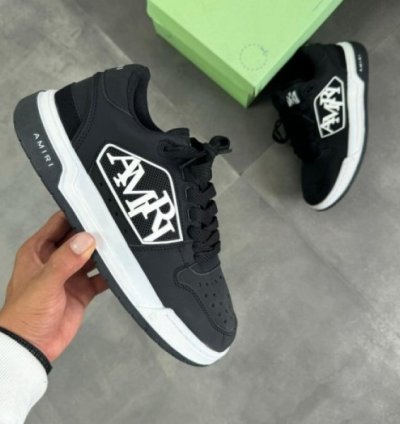 Amir I Classic Low Top Black Sneakers