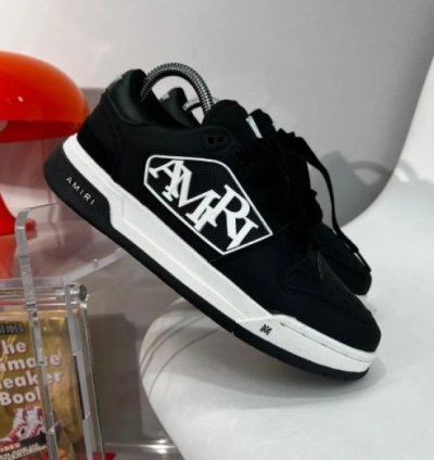 Amir I Classic Low Top Black Sneakers