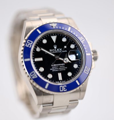 Rolex Submariner Date 2023 White Gold Submariner Date Blue Bezel Blueberry 126619lb