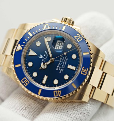 Rolex Submariner Date 2025 New Yellow Gold Blue Dial 126618lb
