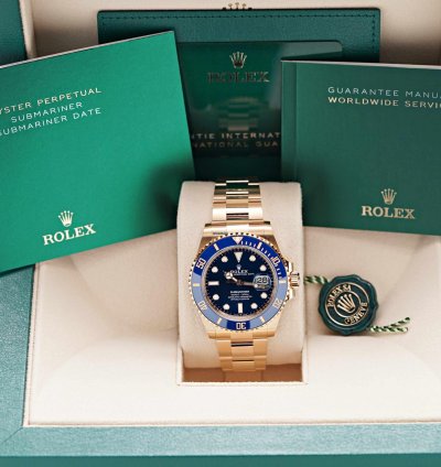 Rolex Submariner Date 2025 New Yellow Gold Blue Dial 126618lb