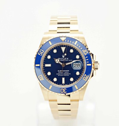 Rolex Submariner Date 2025 New Yellow Gold Blue Dial 126618lb