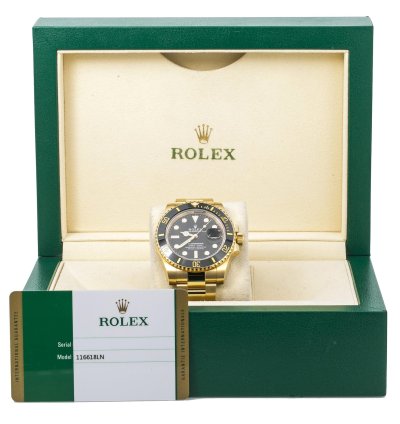 Rolex Submariner Date 40mm Yellow Gold