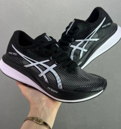 Asic S Magic Speed 3 Wide Running Shoes
