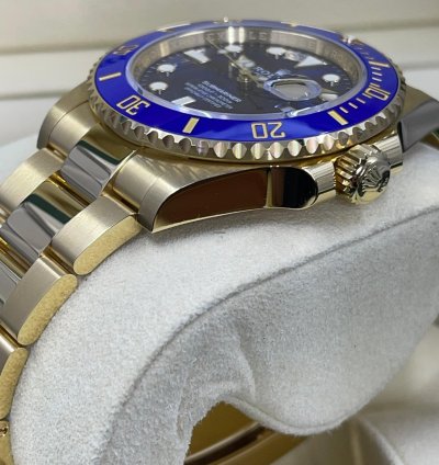 Rolex Submariner Date 41mm 126618lb 18k Yellow Gold Blue
