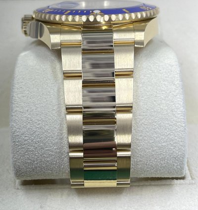 Rolex Submariner Date 41mm 126618lb 18k Yellow Gold Blue