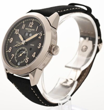 Patek Philippe Annual Calendar Travel Time Complications 5326g Fullset