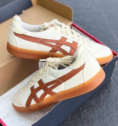 Asic S Onitsuk A Tiger Tokuten Caramel Cream Sneakers