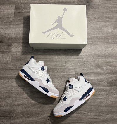 Nike Air Jordan 4 Retro Sb