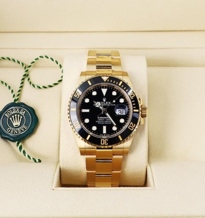 Rolex Submariner Date 41mm Yellow Gold Black Dial 126618ln