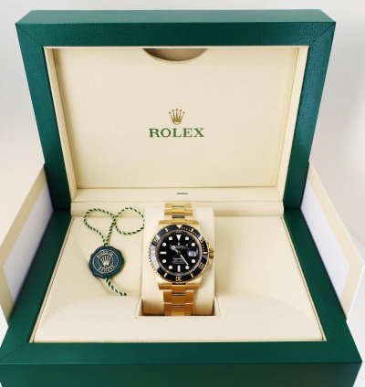 Rolex Submariner Date 41mm Yellow Gold Black Dial 126618ln