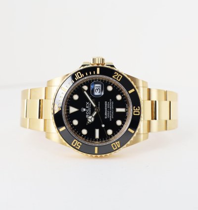 Rolex Submariner Date 41mm Yellow Gold Black Dial 126618ln