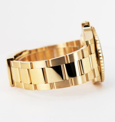 Rolex Submariner Date 41mm Yellow Gold Black Dial 126618ln
