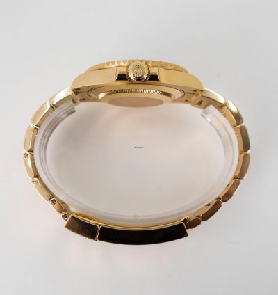 Rolex Submariner Date 41mm Yellow Gold Black Dial 126618ln