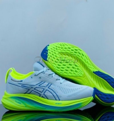 Asics Gel Nimbus 26 Lite Show Running Shoes