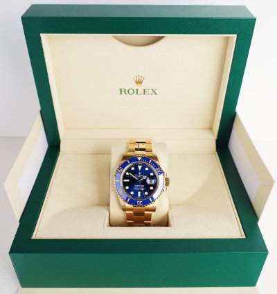 Rolex Submariner Date 41mm Yellow Gold Blue Bezel Blue Dial 126618lb