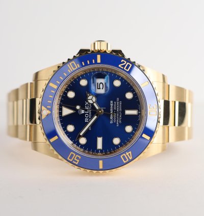 Rolex Submariner Date 41mm Yellow Gold Blue Bezel Blue Dial 126618lb