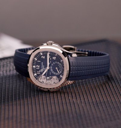 Patek Philippe Aquanaut 18k White Gold 5650g-001 - Com003537