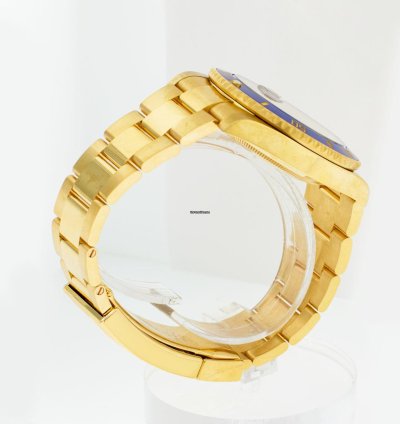 Rolex Submariner Date 41mm Yellow Gold Blue Dial Blue Bezel 126618lb