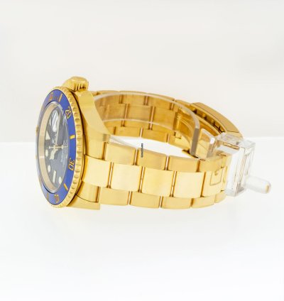 Rolex Submariner Date 41mm Yellow Gold Blue Dial Blue Bezel 126618lb