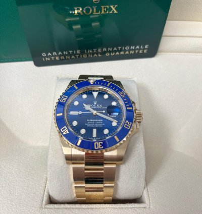Rolex Submariner Date 41mm Yellow Gold Date Blue Bezel Blue Dial 126618lb