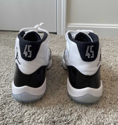 Nike Air Jordan Retro 11 Concord White Black 2018 Size 9 5
