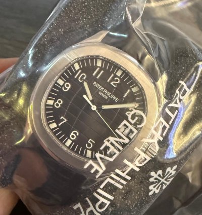 Patek Philippe Aquanaut 2009 Jumbo Aquanaut 5167a-001 With Pp Service Extra Tropic Straps