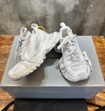 Balenciag A 3xl White Sneakers