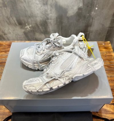 Balenciag A 3xl White Sneakers