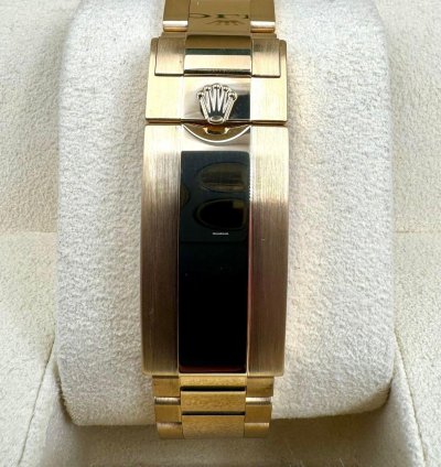 Rolex Submariner Date Black Dial 41mm Yellow Gold 126618ln Unworn 2023