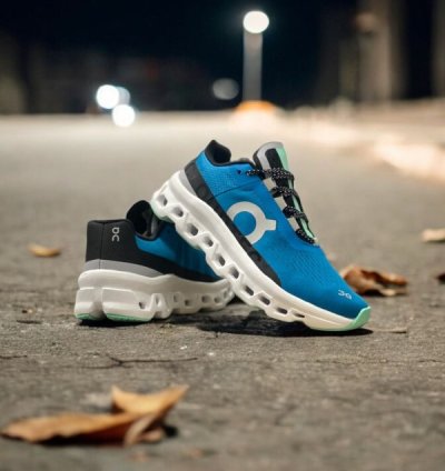 Cloud Monster Dust Vapor On Sneakers