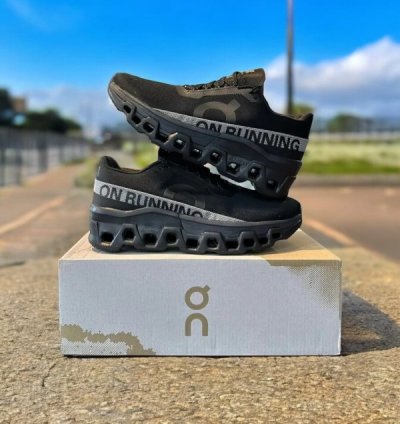 Cloud Monster Sneakers Black Magnet Sneakers