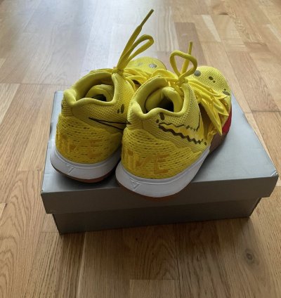 Spongebob Kyrie 5