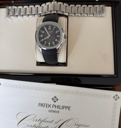 Patek Philippe Aquanaut 2019 Like-new Full Set With Bracelet