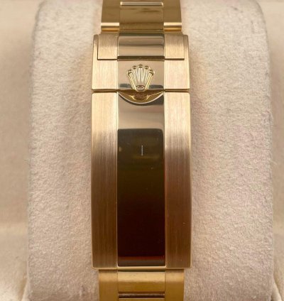 Rolex Submariner Date Blue Dial 41mm Yellow Gold 126618lb Unworn 2023