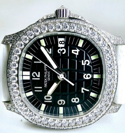 Patek Philippe Aquanaut 35 6mm Aquanaut Gem-set Bezel Automatic White Gold