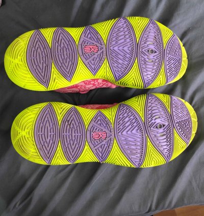 Spongebob Squarepants Kyrie 5 Patrick
