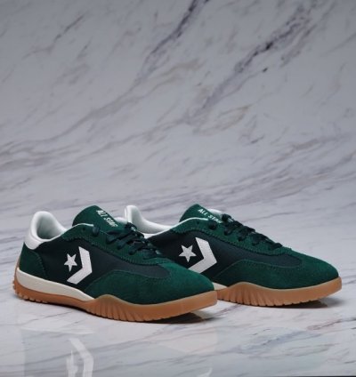 Convers E Run Star Trainer Green Sneakers