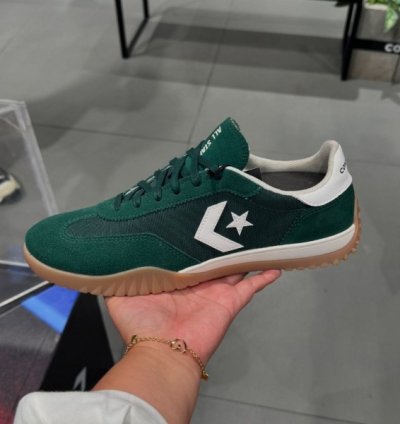 Convers E Run Star Trainer Green Sneakers