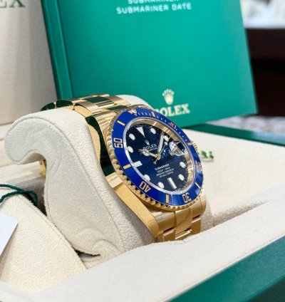 Rolex Submariner Date Blue Dial Yellow Gold 41mm 2023