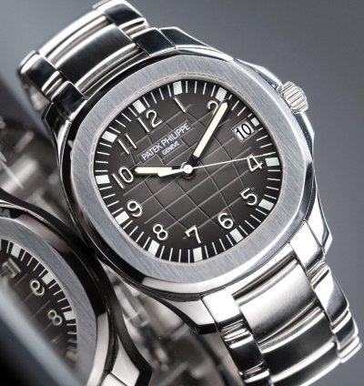 Patek Philippe Aquanaut 40mm Complete Set 5167a Steel Black Dial Bracelet Black Strap Mint 5167a-001