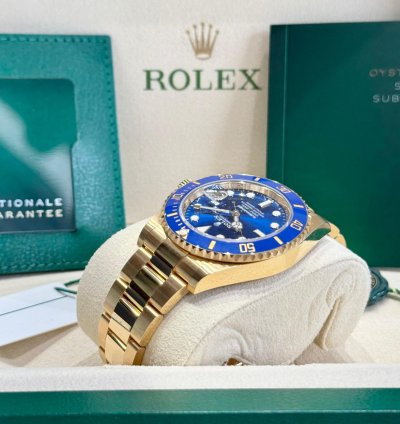 Rolex Submariner Date Blue Dial Yellow Gold 41mm 2023