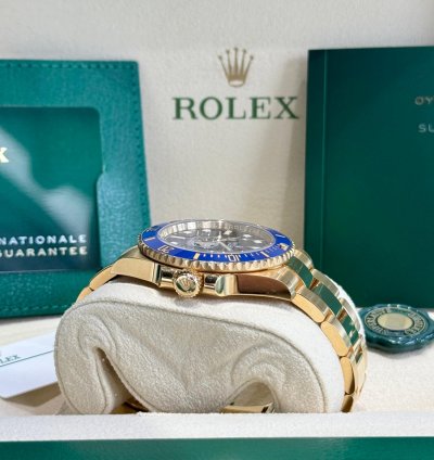 Rolex Submariner Date Blue Dial Yellow Gold 41mm 2023