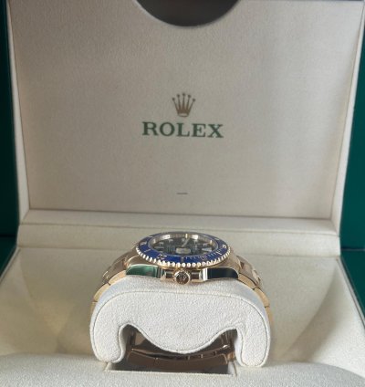 Rolex Submariner Date Bluesy 18ct Gold 2022
