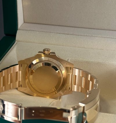 Rolex Submariner Date Bluesy 18ct Gold 2022