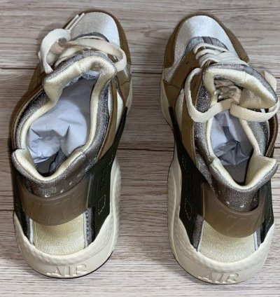 St Ssy Nike Air Huarache Desert Oak Ds Size 9 240